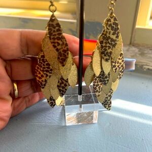Gold leopard design drop earrings